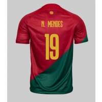 Camisa de Futebol Portugal Nuno Mendes #19 Equipamento Principal Mundo 2022 Manga Curta
